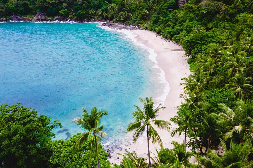 How to get from Bangkok to Phuket- Flights, bus, train & ferry guide